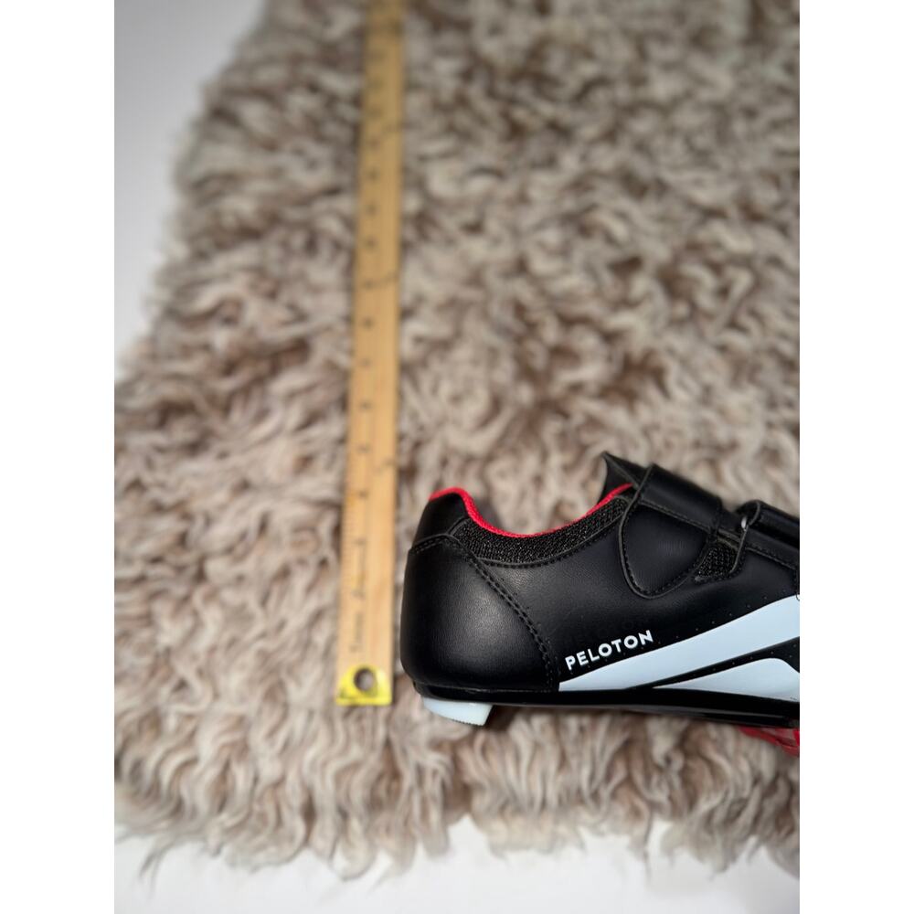Peloton black & red cycling shoes - Picture 15 of 16
